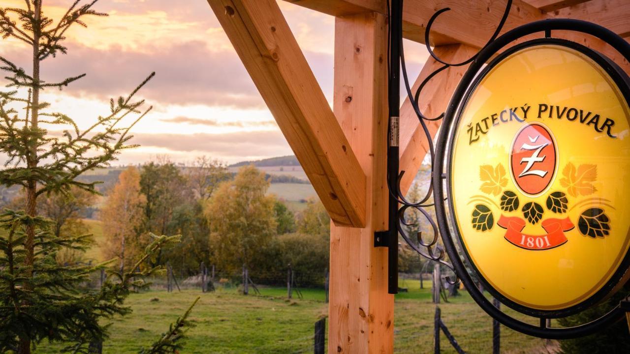 Ferienhotel Goldhuebel Нойхаузен Экстерьер фото